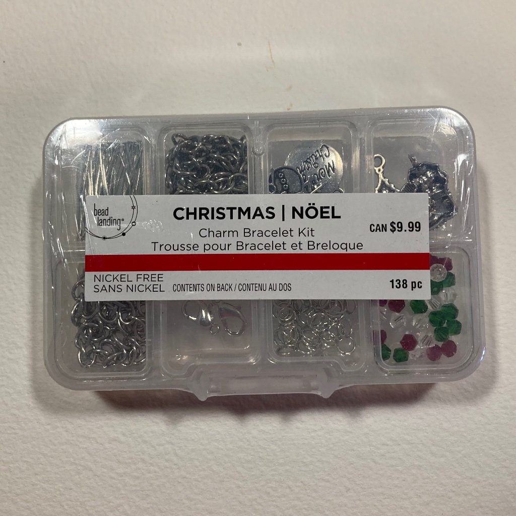 Nwt Holiday Christmas Charm Bracelet Kit